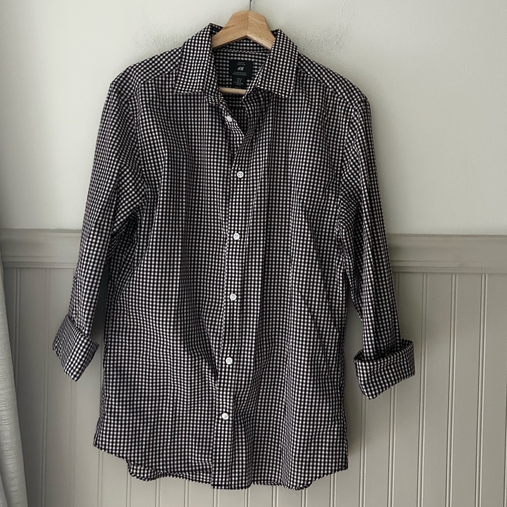 H&M Mens Medium Maroon & White Gingham Slim Fit Casual Button Down Shirt